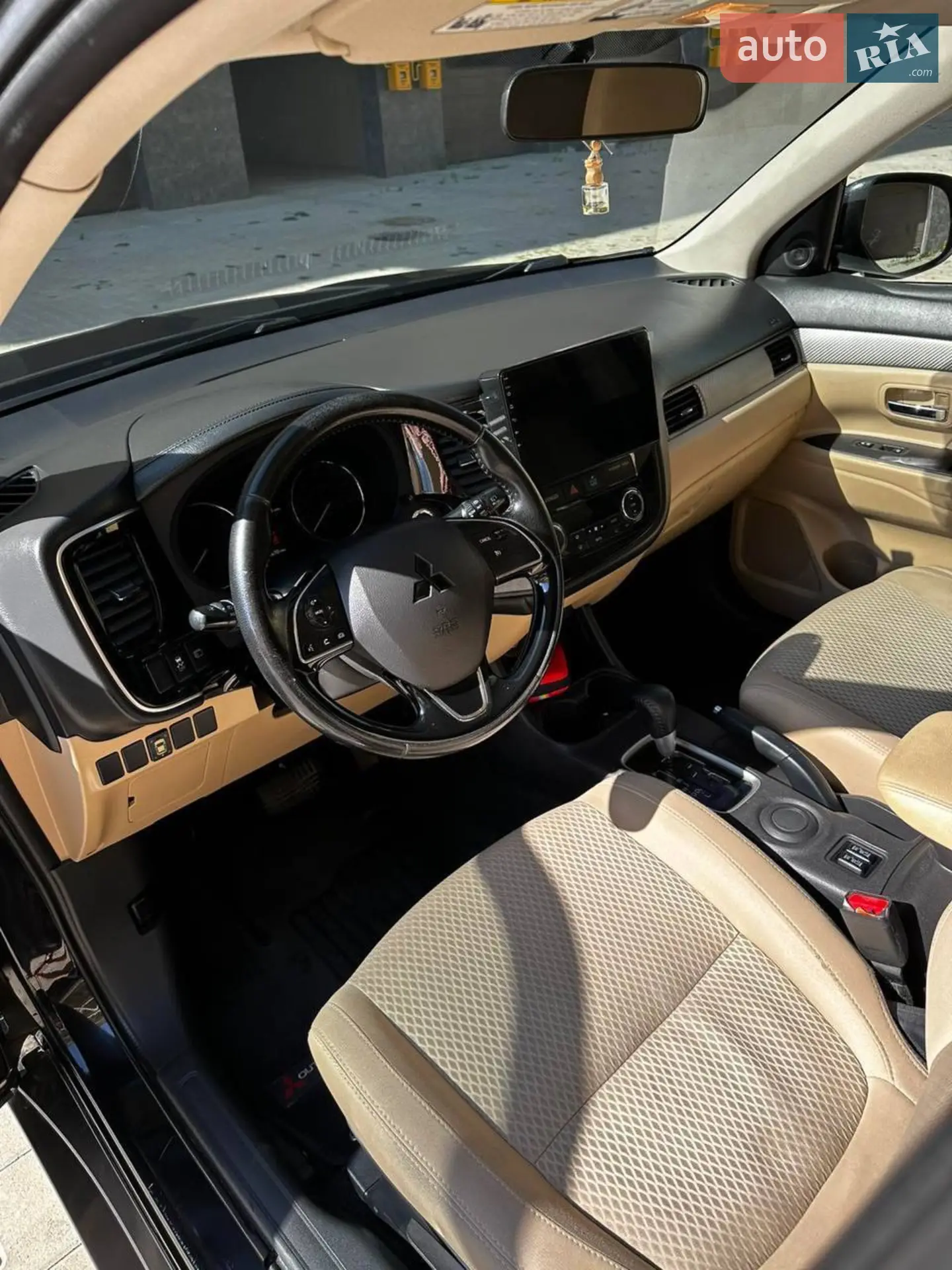 2015 Mitsubishi Outlander - мініатюра 19