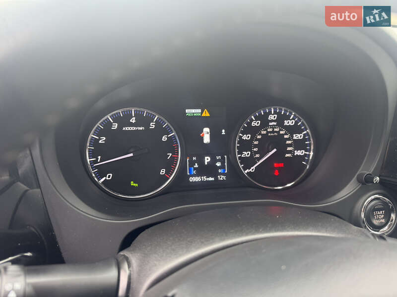 Внедорожник / Кроссовер Mitsubishi Outlander 2019 в Киеве