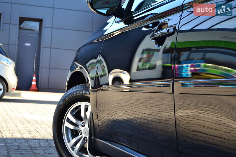 Внедорожник / Кроссовер Mitsubishi Outlander 2013 в Дрогобыче