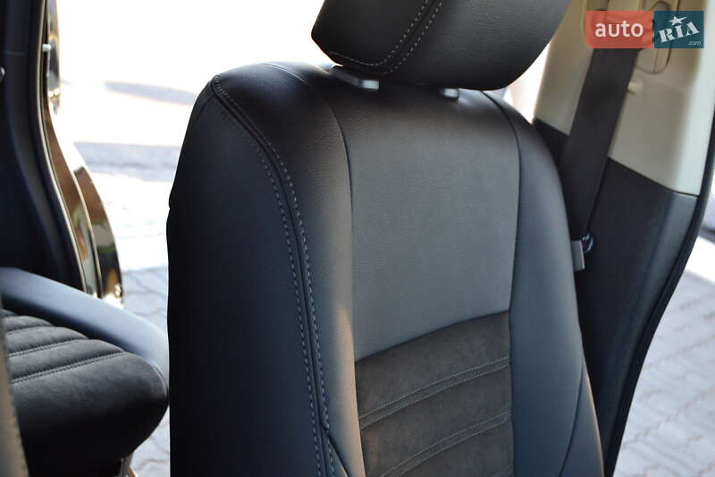 Внедорожник / Кроссовер Mitsubishi Outlander 2013 в Дрогобыче