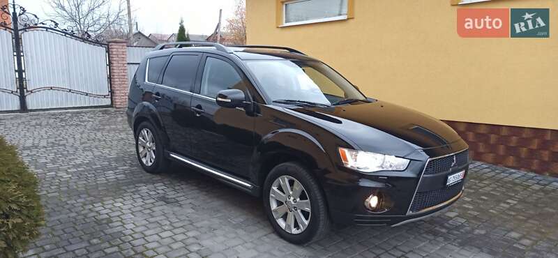 Внедорожник / Кроссовер Mitsubishi Outlander 2011 в Черновцах фото 8 Внедорожник / Кроссовер Mitsubishi Outlander 2011 в Черновцах