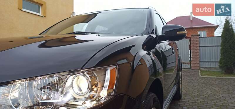 Внедорожник / Кроссовер Mitsubishi Outlander 2011 в Черновцах фото 13 Внедорожник / Кроссовер Mitsubishi Outlander 2011 в Черновцах