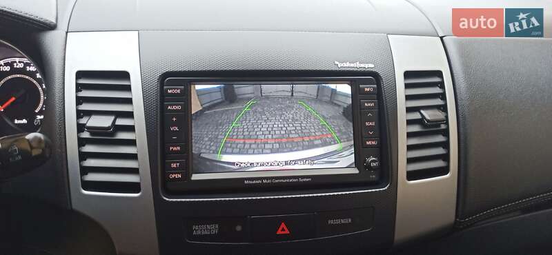 Внедорожник / Кроссовер Mitsubishi Outlander 2011 в Черновцах фото 27 Внедорожник / Кроссовер Mitsubishi Outlander 2011 в Черновцах