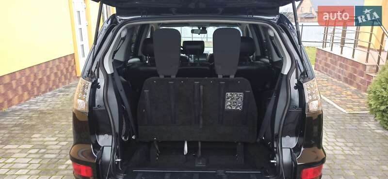 Внедорожник / Кроссовер Mitsubishi Outlander 2011 в Черновцах фото 38 Внедорожник / Кроссовер Mitsubishi Outlander 2011 в Черновцах