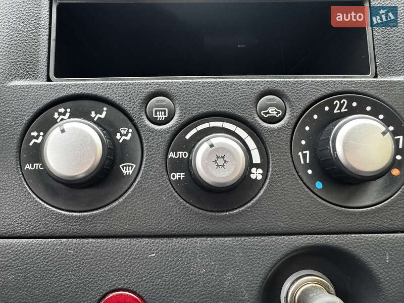 Внедорожник / Кроссовер Mitsubishi Outlander 2008 в Николаеве