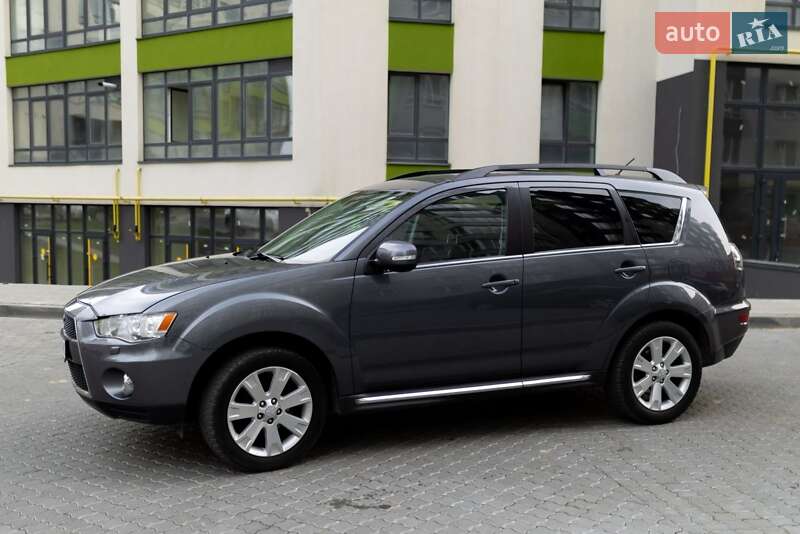 Внедорожник / Кроссовер Mitsubishi Outlander 2011 в Ивано-Франковске фото 2 Внедорожник / Кроссовер Mitsubishi Outlander 2011 в Ивано-Франковске