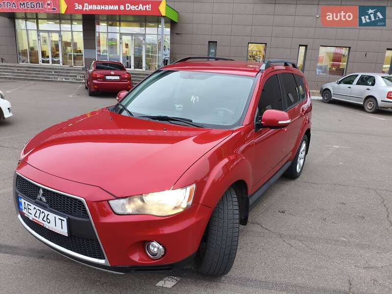 Внедорожник / Кроссовер Mitsubishi Outlander 2012 в Кривом Роге фото 3 Внедорожник / Кроссовер Mitsubishi Outlander 2012 в Кривом Роге