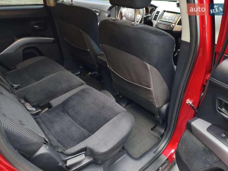 Внедорожник / Кроссовер Mitsubishi Outlander 2012 в Кривом Роге фото 24 Внедорожник / Кроссовер Mitsubishi Outlander 2012 в Кривом Роге