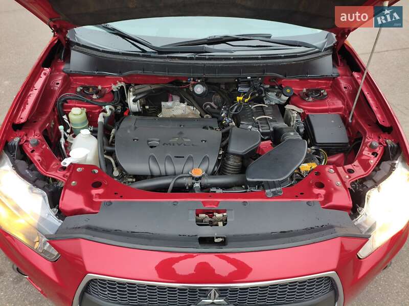 Внедорожник / Кроссовер Mitsubishi Outlander 2012 в Кривом Роге фото 37 Внедорожник / Кроссовер Mitsubishi Outlander 2012 в Кривом Роге