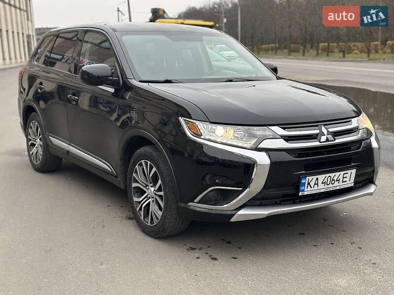 Внедорожник / Кроссовер Mitsubishi Outlander 2018 в Белой Церкви фото 5 Внедорожник / Кроссовер Mitsubishi Outlander 2018 в Белой Церкви