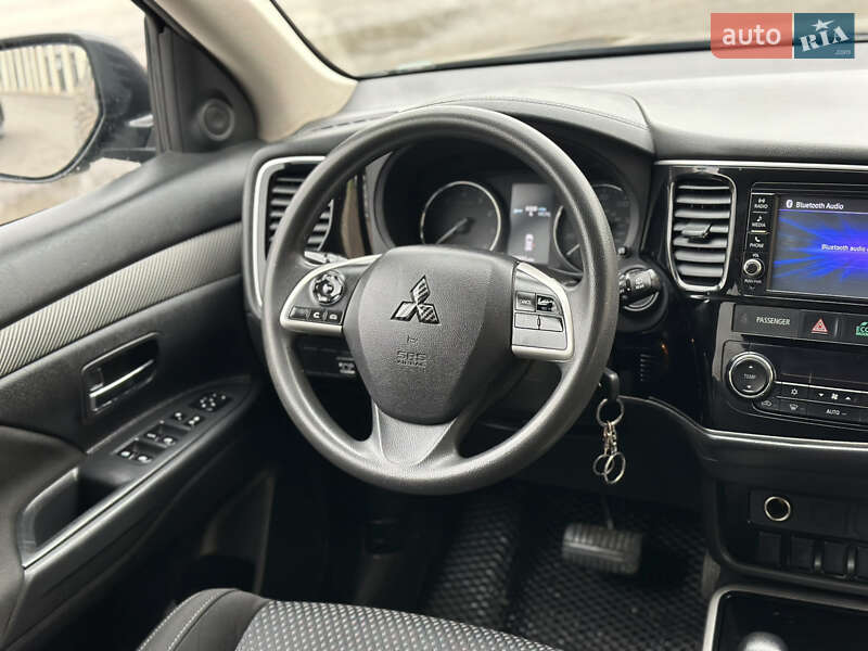 Внедорожник / Кроссовер Mitsubishi Outlander 2018 в Белой Церкви фото 27 Внедорожник / Кроссовер Mitsubishi Outlander 2018 в Белой Церкви