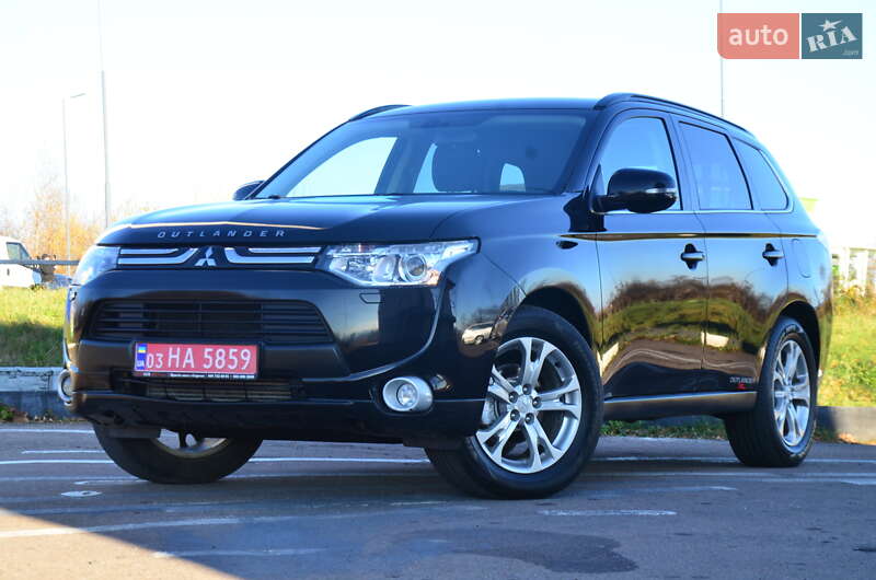 Позашляховик / Кросовер Mitsubishi Outlander 2013 в Дрогобичі фото 15 Позашляховик / Кросовер Mitsubishi Outlander 2013 в Дрогобичі