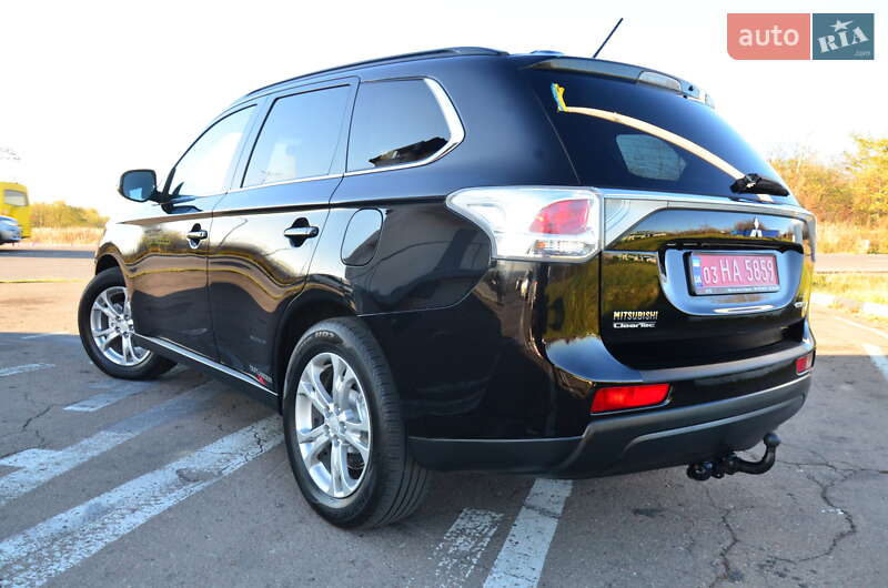 Позашляховик / Кросовер Mitsubishi Outlander 2013 в Дрогобичі фото 27 Позашляховик / Кросовер Mitsubishi Outlander 2013 в Дрогобичі
