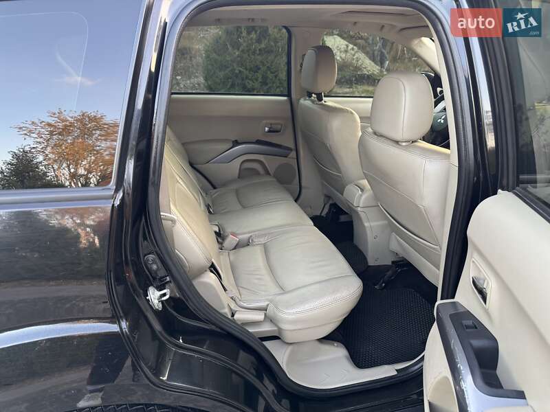 Позашляховик / Кросовер Mitsubishi Outlander 2007 в Дніпрі фото 24 Позашляховик / Кросовер Mitsubishi Outlander 2007 в Дніпрі