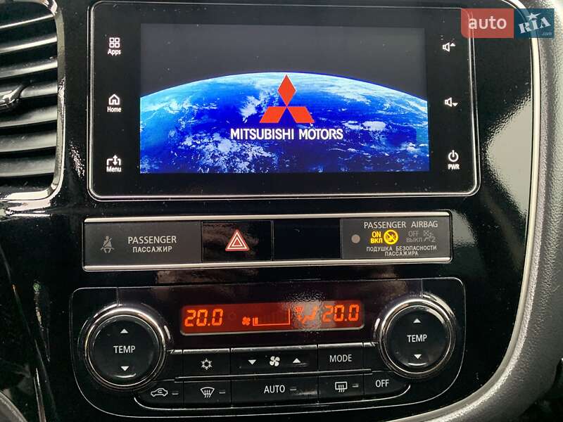 Внедорожник / Кроссовер Mitsubishi Outlander 2018 в Киеве фото 99 Внедорожник / Кроссовер Mitsubishi Outlander 2018 в Киеве