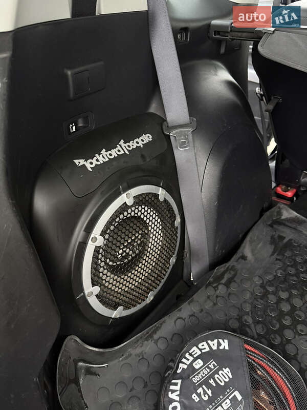 Позашляховик / Кросовер Mitsubishi Outlander 2011 в Києві фото 14 Позашляховик / Кросовер Mitsubishi Outlander 2011 в Києві