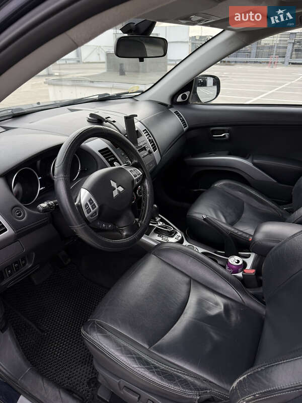 Позашляховик / Кросовер Mitsubishi Outlander 2011 в Києві фото 19 Позашляховик / Кросовер Mitsubishi Outlander 2011 в Києві