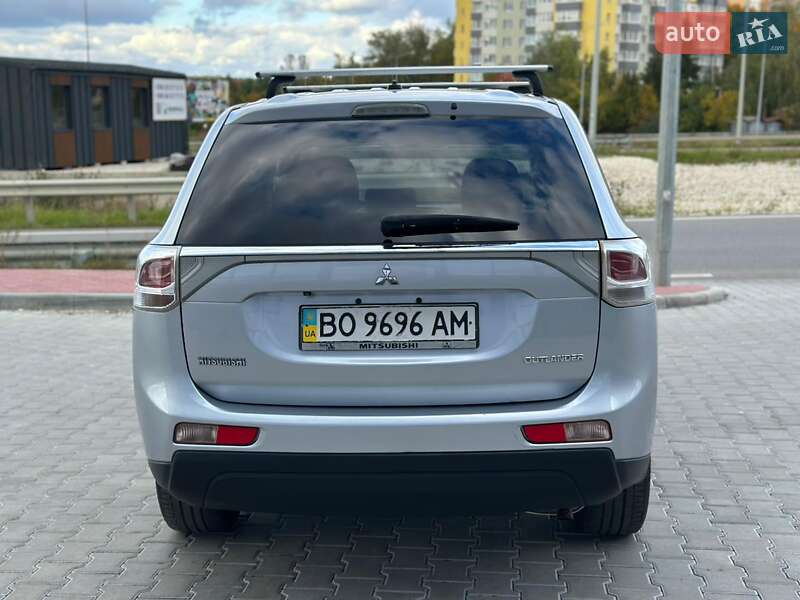 Позашляховик / Кросовер Mitsubishi Outlander 2013 в Тернополі фото 33 Позашляховик / Кросовер Mitsubishi Outlander 2013 в Тернополі