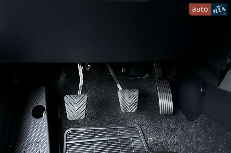 Позашляховик / Кросовер Mitsubishi Outlander 2012 в Ковелі фото 49 Позашляховик / Кросовер Mitsubishi Outlander 2012 в Ковелі