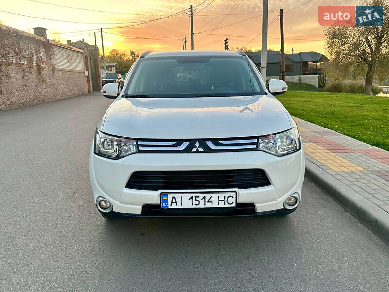 Позашляховик / Кросовер Mitsubishi Outlander 2013 в Білій Церкві фото 2 Позашляховик / Кросовер Mitsubishi Outlander 2013 в Білій Церкві