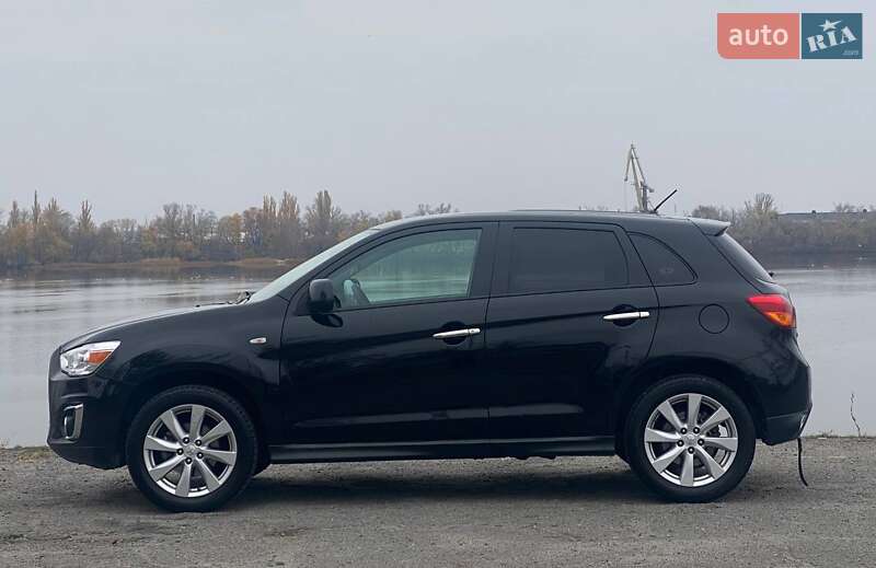 Внедорожник / Кроссовер Mitsubishi Outlander 2014 в Днепре фото 8 Внедорожник / Кроссовер Mitsubishi Outlander 2014 в Днепре