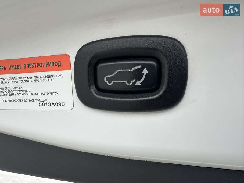 Внедорожник / Кроссовер Mitsubishi Outlander 2013 в Николаеве