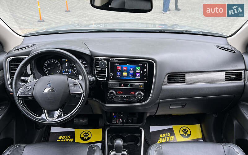 Позашляховик / Кросовер Mitsubishi Outlander 2018 в Львові фото 14 Позашляховик / Кросовер Mitsubishi Outlander 2018 в Львові