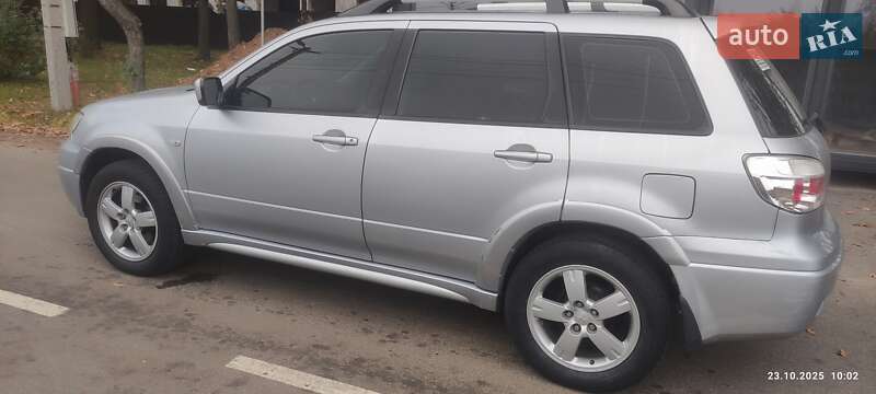 Внедорожник / Кроссовер Mitsubishi Outlander 2007 в Киеве фото 10 Внедорожник / Кроссовер Mitsubishi Outlander 2007 в Киеве
