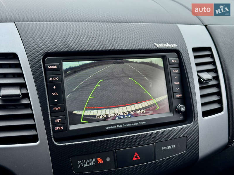 Внедорожник / Кроссовер Mitsubishi Outlander 2011 в Полтаве
