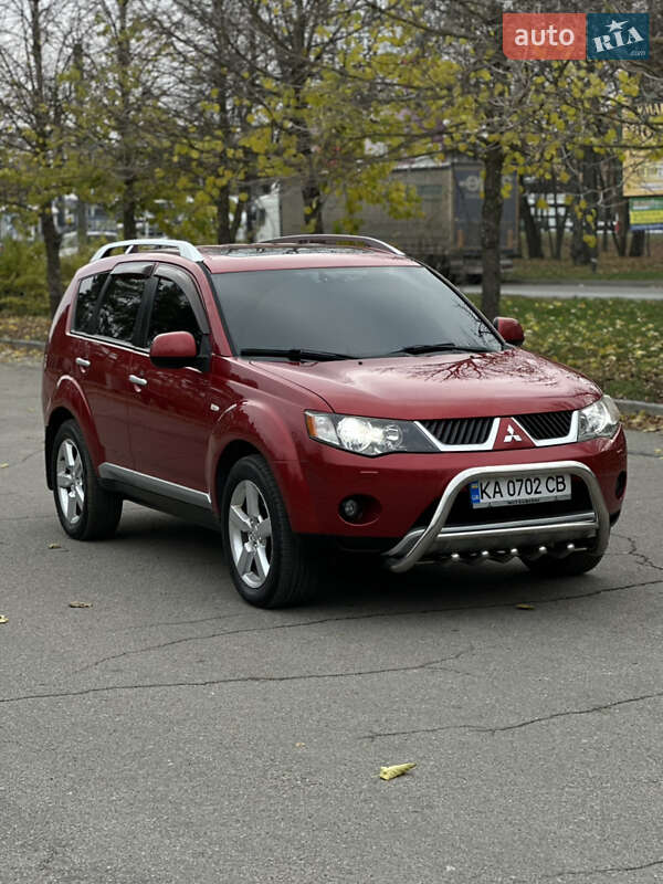 Внедорожник / Кроссовер Mitsubishi Outlander 2008 в Умани