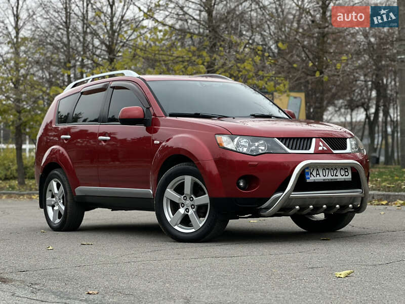 Внедорожник / Кроссовер Mitsubishi Outlander 2008 в Умани