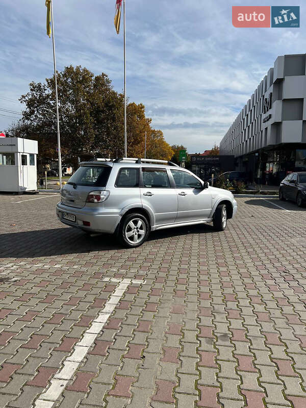 Внедорожник / Кроссовер Mitsubishi Outlander 2008 в Сумах фото 4 Внедорожник / Кроссовер Mitsubishi Outlander 2008 в Сумах