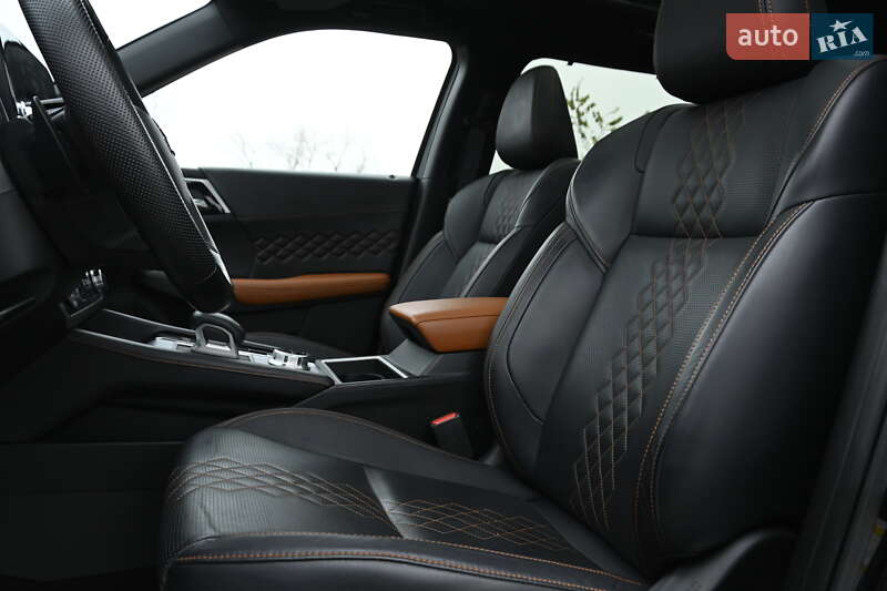 Позашляховик / Кросовер Mitsubishi Outlander 2023 в Бердичеві