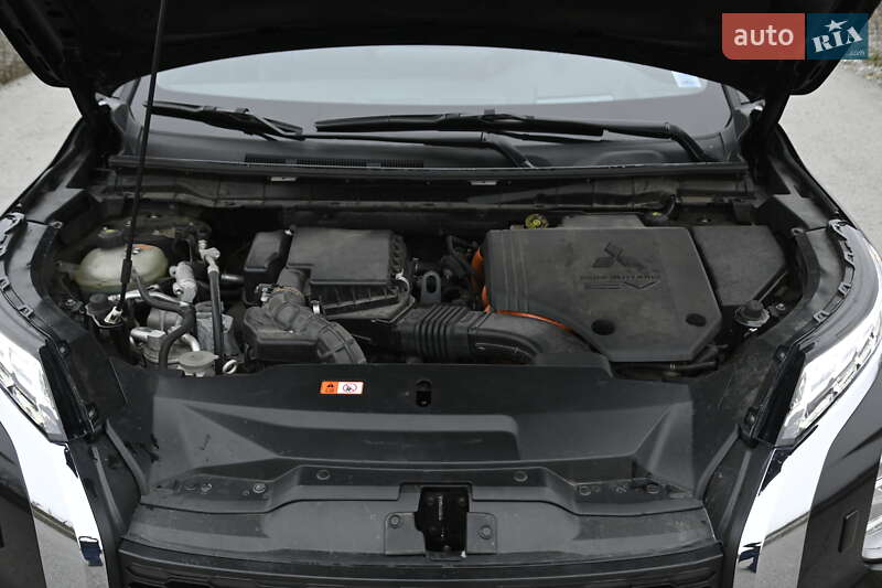 Позашляховик / Кросовер Mitsubishi Outlander 2023 в Бердичеві