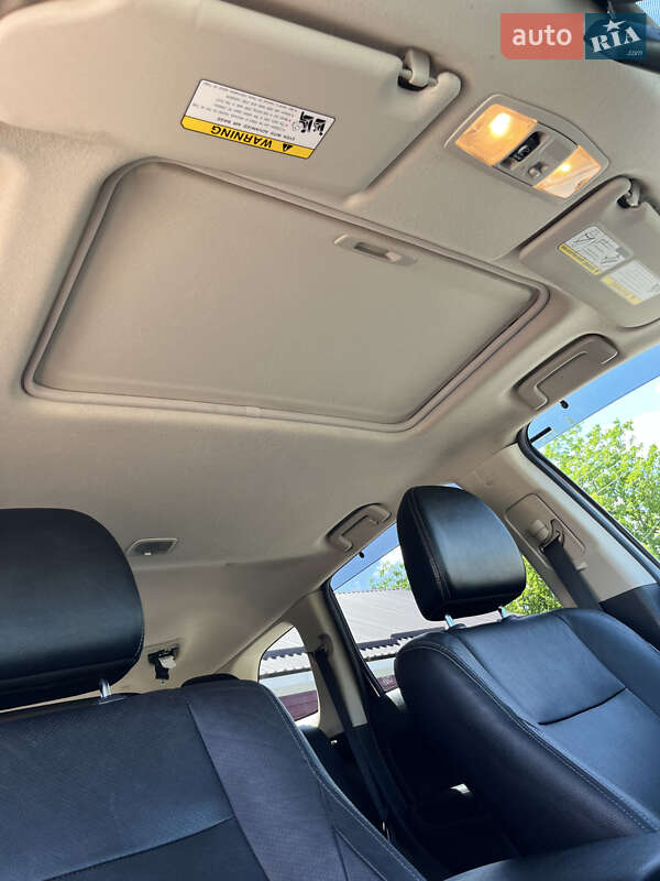 Внедорожник / Кроссовер Mitsubishi Outlander 2013 в Одессе