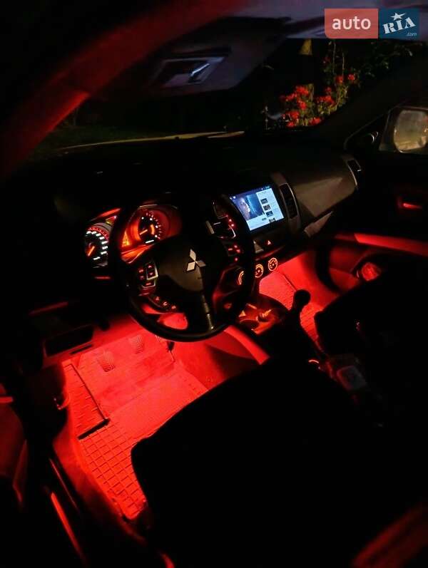 Позашляховик / Кросовер Mitsubishi Outlander 2008 в Бучачі фото 5 Позашляховик / Кросовер Mitsubishi Outlander 2008 в Бучачі