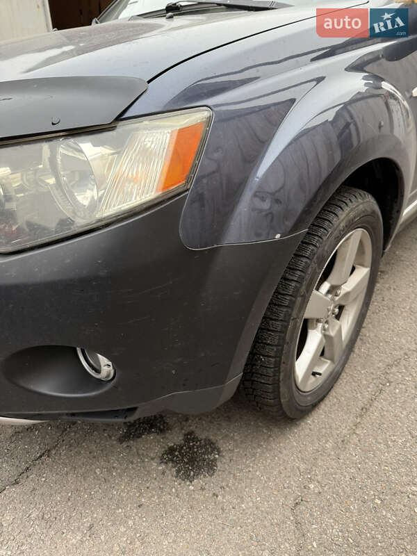 Внедорожник / Кроссовер Mitsubishi Outlander 2008 в Киеве