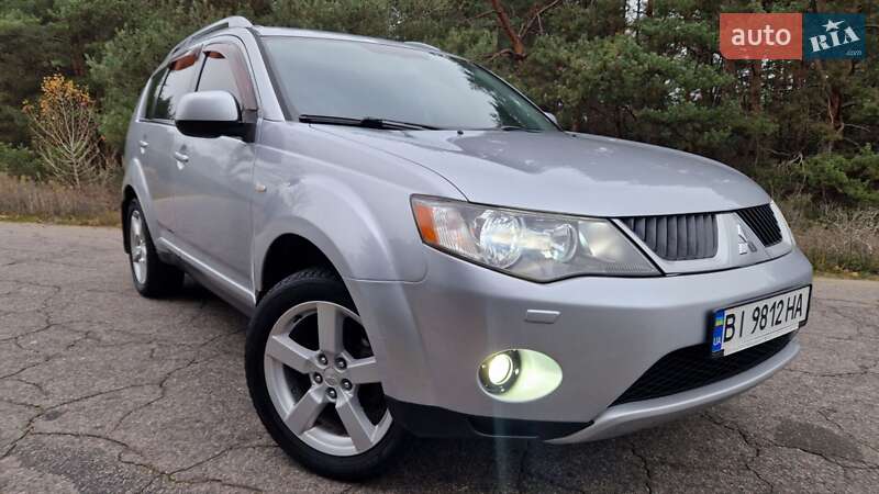 Внедорожник / Кроссовер Mitsubishi Outlander 2007 в Кременчуге