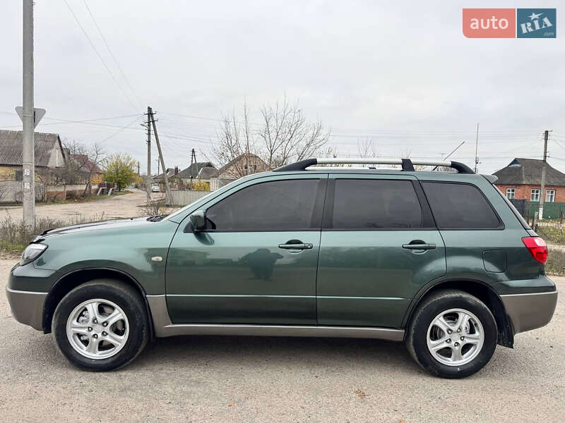 Позашляховик / Кросовер Mitsubishi Outlander 2006 в Охтирці