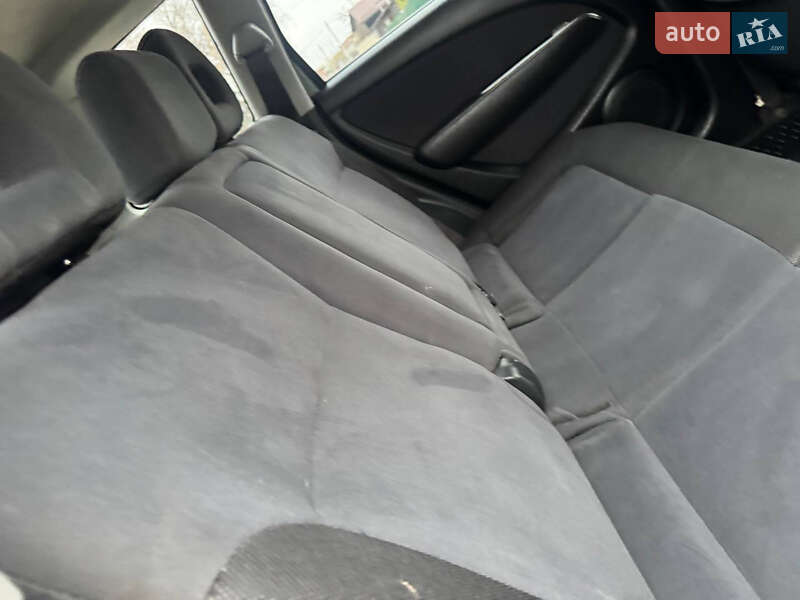 Позашляховик / Кросовер Mitsubishi Outlander 2006 в Охтирці