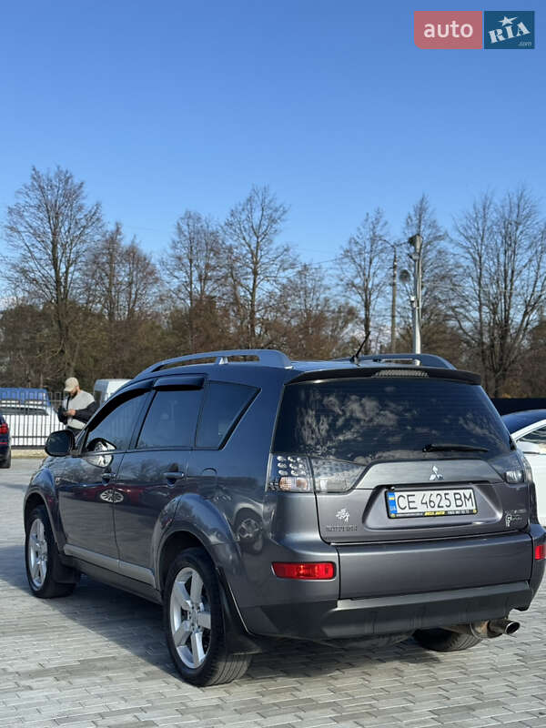 Позашляховик / Кросовер Mitsubishi Outlander 2008 в Чернівцях фото 6 Позашляховик / Кросовер Mitsubishi Outlander 2008 в Чернівцях