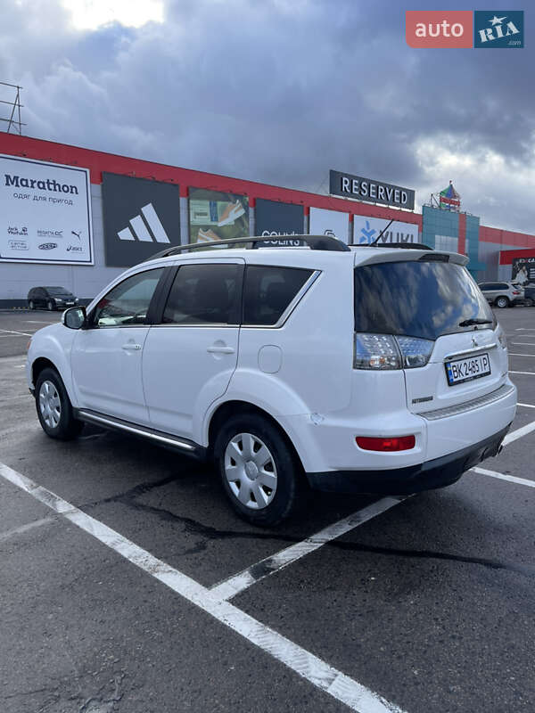 Позашляховик / Кросовер Mitsubishi Outlander 2010 в Рівному фото 6 Позашляховик / Кросовер Mitsubishi Outlander 2010 в Рівному