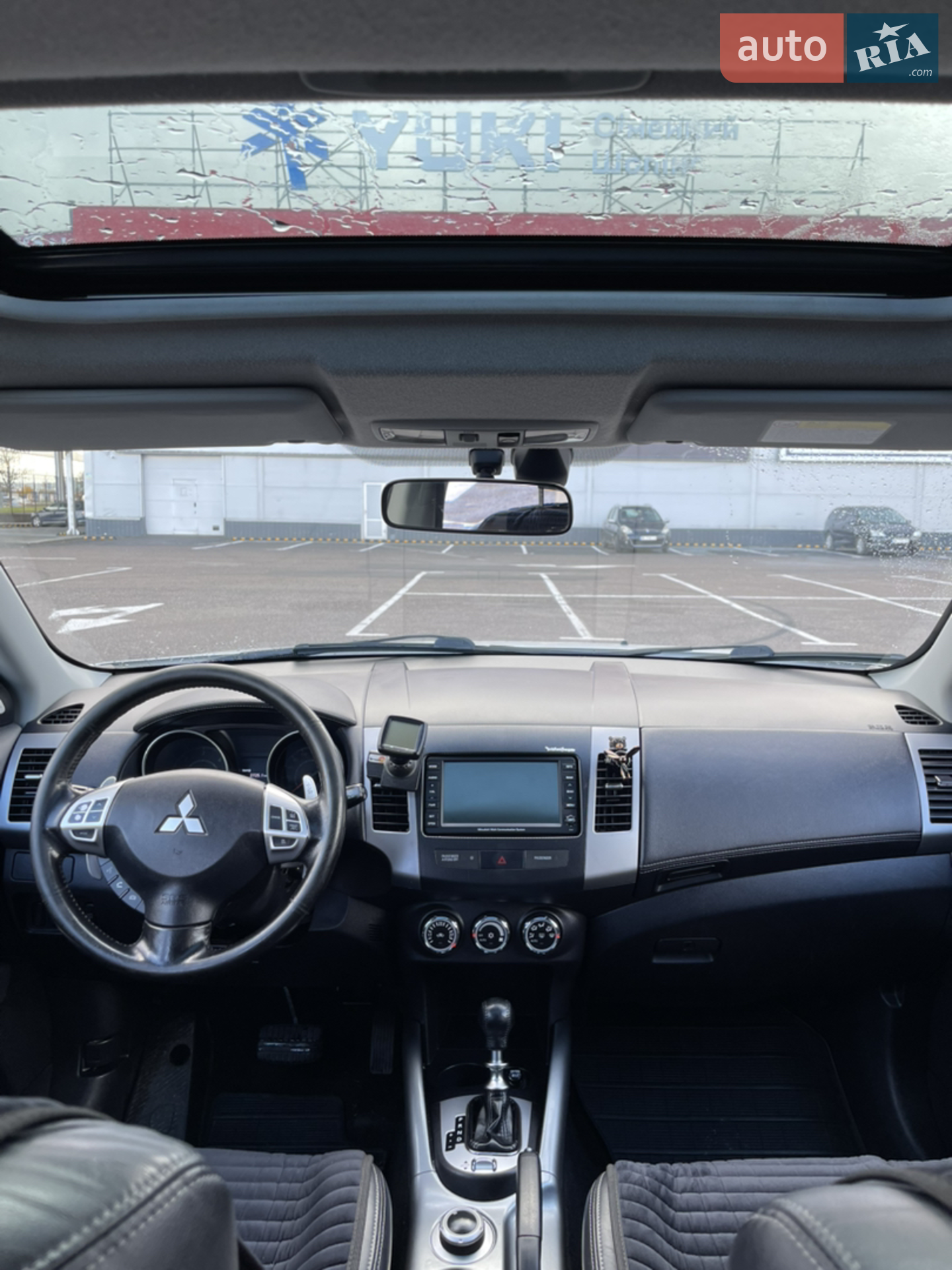 2010 Mitsubishi Outlander - мініатюра 24
