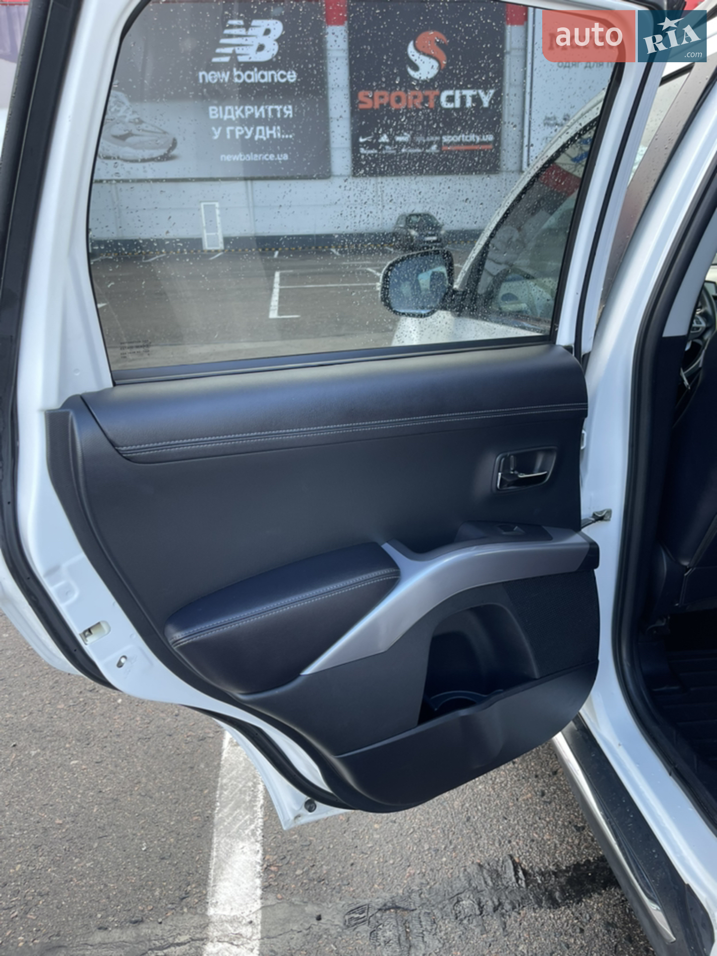2010 Mitsubishi Outlander - мініатюра 39