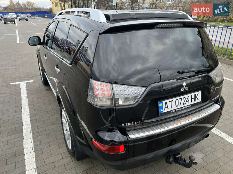 Внедорожник / Кроссовер Mitsubishi Outlander 2008 в Долине