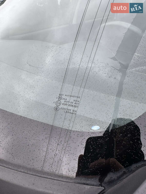 Позашляховик / Кросовер Mitsubishi Outlander 2012 в Києві