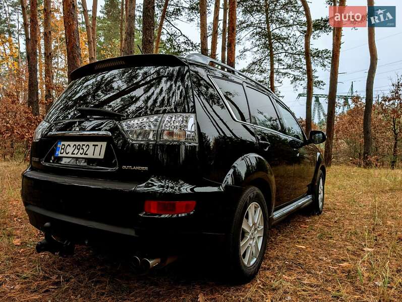 Внедорожник / Кроссовер Mitsubishi Outlander 2010 в Львове фото 5 Внедорожник / Кроссовер Mitsubishi Outlander 2010 в Львове