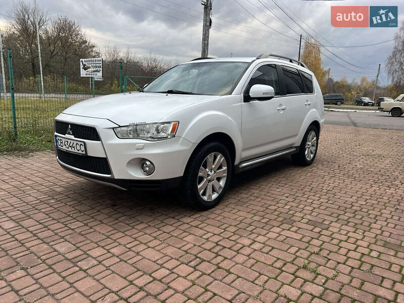 Позашляховик / Кросовер Mitsubishi Outlander 2012 в Прилуках фото 3 Позашляховик / Кросовер Mitsubishi Outlander 2012 в Прилуках