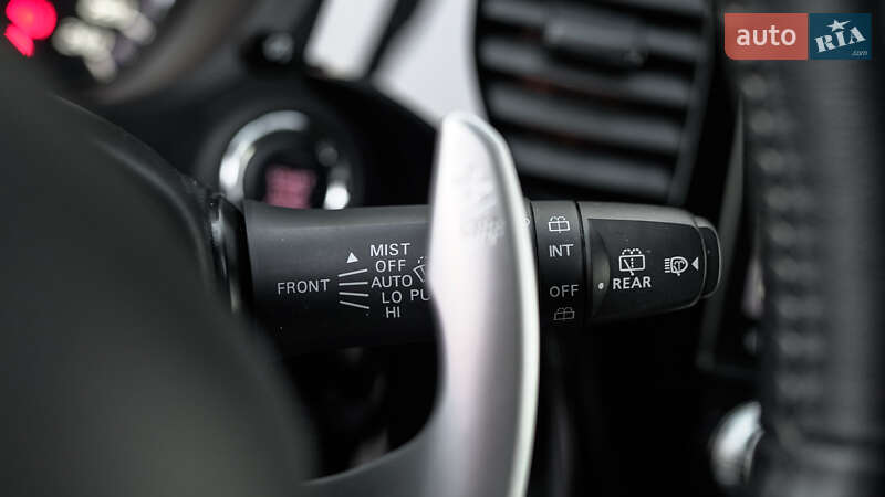 Внедорожник / Кроссовер Mitsubishi Outlander 2021 в Львове