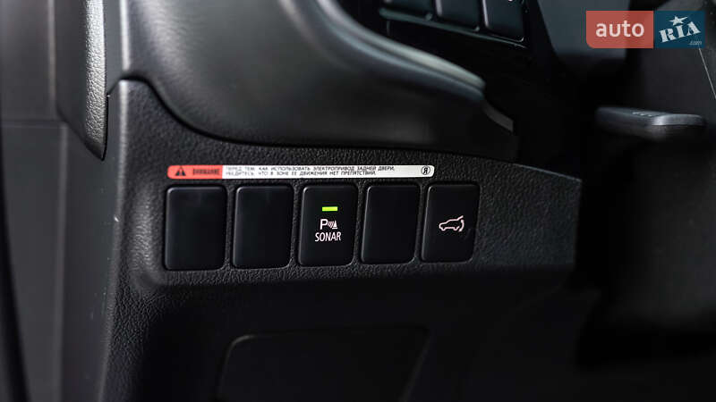 Внедорожник / Кроссовер Mitsubishi Outlander 2021 в Львове